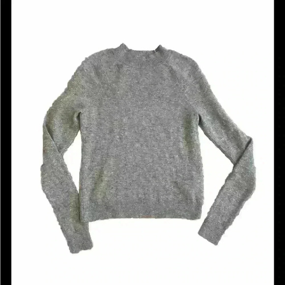 Hollister Grey 100% Cashmere Sweater women’s size small - Picture 1 of 4